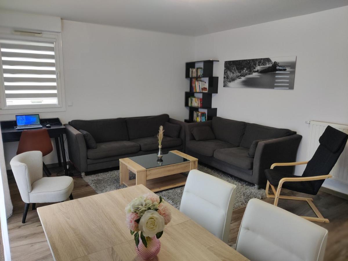 App 5 Pers, Parking, 3Mn Rer A, 40 Mn Du Centre De Paris, Cergy Le Haut 아파트 외부 사진